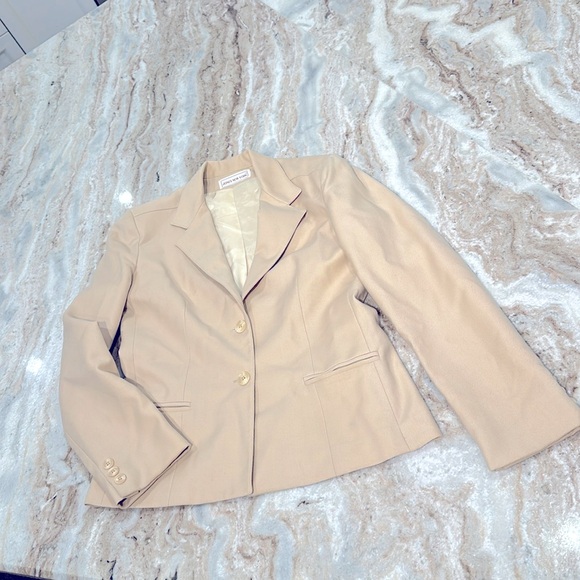 Jones New York Jackets & Blazers - 100% Wool Blazer